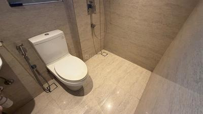 Bathroom Image of 780 Sq.ft 2 BHK Apartment / Flat for rent in One Hiranandani Park, Thane West Thane for Rs. 46000