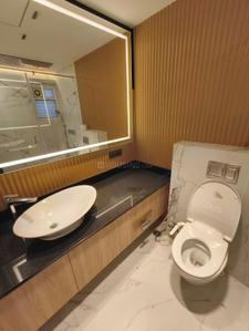 Image of 3300 Sq.ft 3 BHK Apartment / Flat for rent in Lavelle Road, Bengaluru for Rs. 250000