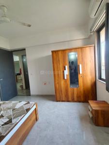 Bedroom Image of 1760 Sq.ft 3 BHK Apartment / Flat for rent in Sankalp Gwala, Shilaj Ahmedabad for Rs. 34000