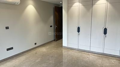Bedroom Image of 2700 Sq.ft 4 BHK Builder Floor for sale in Kailash Colony New Delhi for Rs. 90000000