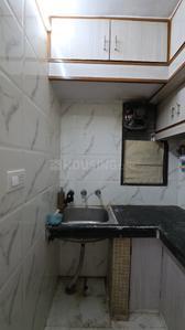Kitchen Image of 700 Sq.ft 2 BHK Apartment / Flat for rent in Pitampura New Delhi for Rs. 26000