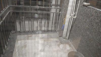 Bathroom Image of 904 Sq.ft 2 BHK Apartment / Flat for sale in Partapur Meerut for Rs. 3800000