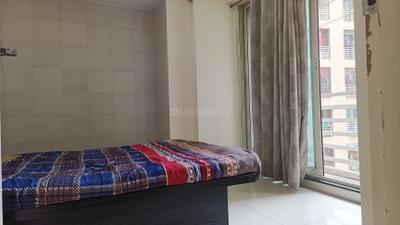Bedroom Image of 945 Sq.ft 2 BHK Apartment / Flat for rent in RDC Pinewood, Kasarvadavali Thane for Rs. 33000