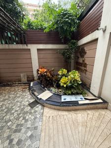 Balcony Image of 2325 Sq.ft 3 BHK Apartment / Flat for sale in Bhowanipore Kolkata for Rs. 30000000