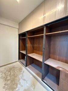 Kitchen Image of 2200 Sq.ft 4 BHK Apartment / Flat for sale in Royale Mansions, Dhakoli Zirakpur for Rs. 12600000