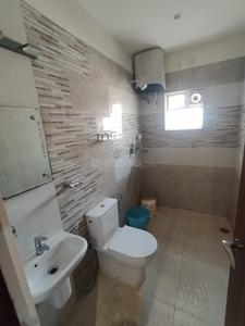 Bathroom Image of 1800 Sq.ft 3 BHK Apartment / Flat for rent in Banjara Springs, Banjara Hills Hyderabad for Rs. 60000