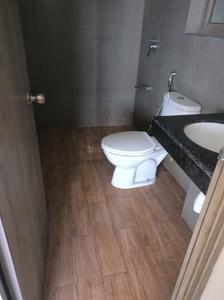 Bathroom Image of 930 Sq.ft 1.5 BHK Apartment / Flat for rent in Kalpataru Paramount, Thane West Thane for Rs. 37000