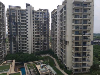 Building Image of 1200 Sq.ft 2 BHK Apartment / Flat for sale in Godrej Oasis, Sector 88A Gurgaon for Rs. 15000000