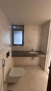 Bathroom Image of 1350 Sq.ft 3 BHK Apartment / Flat for sale in Lodha Bellagio, Powai Mumbai for Rs. 55000000