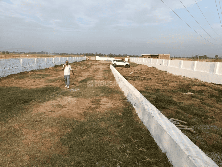 Vrindavan Colony Main Image 1