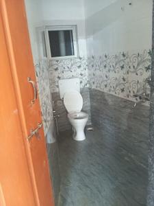 Bathroom Image of 450 Sq.ft 1 RK Builder Floor for rent in Hadapsar Pune for Rs. 8000