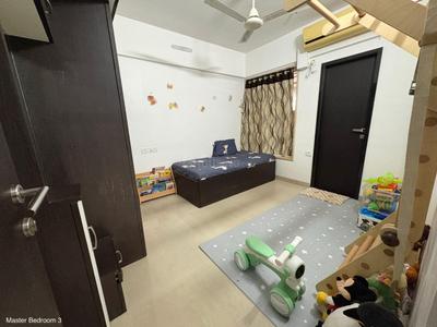 Hall Image of 1350 Sq.ft 3 BHK Apartment / Flat for rent in Kashish Park Tower, Dharamveer Nagar Thane for Rs. 70000