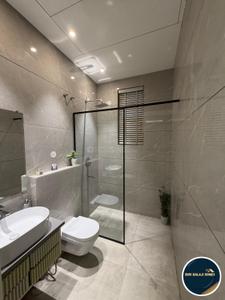 Bathroom Image of 3600 Sq.ft 4 BHK Apartment / Flat for sale in Sector 32 Rohini New Delhi for Rs. 54000000