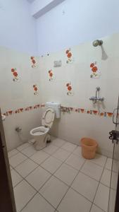 Bathroom Image of 1800 Sq.ft 4 BHK Builder Floor for rent in Lalkothi Jaipur for Rs. 30000