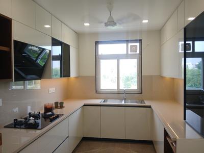 Kitchen Image of 2450 Sq.ft 3 BHK Builder Floor for sale in BPTP Amstoria , Sector 102 Gurgaon for Rs. 29500000