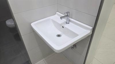 Bathroom Image of 2150 Sq.ft 3.5 BHK Apartment / Flat for sale in Nanded City, Nanded Pune for Rs. 27400000