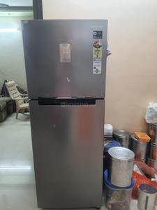 Kitchen Image of 950 Sq.ft 2 BHK Apartment / Flat for rent in Kharde Patil Chaitanya Vihar, Thergaon Pune for Rs. 30000