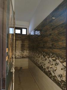 Common Bathroom Image of 900 Sq.ft 3 BHK Builder Floor for sale in DLF Ankur Vihar Ghaziabad for Rs. 3450003