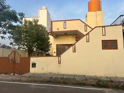 1 BHK Independent House