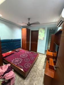 Bedroom Image of 1500 Sq.ft 3 BHK Builder Floor for rent in Sarvapriya Vihar New Delhi for Rs. 140000