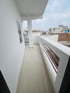 Balcony Image of 500 Sq.ft 1 BHK Builder Floor for rent in Dampier Nagar Mathura for Rs. 10000