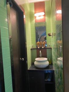 Image of 600 Sq.ft 1 BHK Apartment / Flat for sale in Malad West, Mumbai for Rs. 12500000