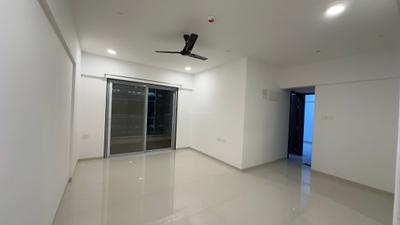 Living Room Image of 900 Sq.ft 2 BHK Apartment / Flat for rent in Top Towers A, Wakad Pune for Rs. 33999