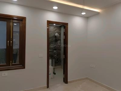 Bedroom Image of 1150 Sq.ft 2 BHK Builder Floor for rent in Ashok Vihar New Delhi for Rs. 40000