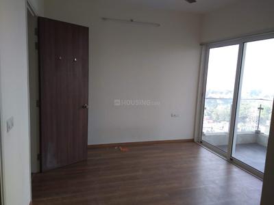 Bedroom Image of 800 Sq.ft 2 BHK Apartment / Flat for sale in L&amp;T Crescent Bay Tower T2, Parel Mumbai for Rs. 52000000