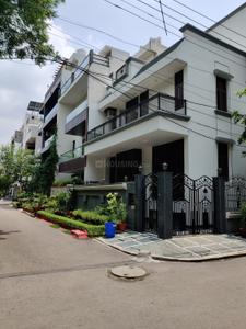 Image of 9035 Sq.ft 5 BHK Independent House for sale in Sector 72, Noida for Rs. 70000000