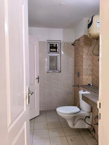 Common Bathroom Image of 2150 Sq.ft 3 BHK Apartment / Flat for sale in GPL Eden Heights, Sector 70 Gurgaon for Rs. 27000000