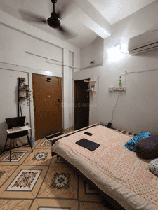 Bedroom Image of 780 Sq.ft 2 BHK Independent House for rent in Tollygunge Kolkata for Rs. 16000