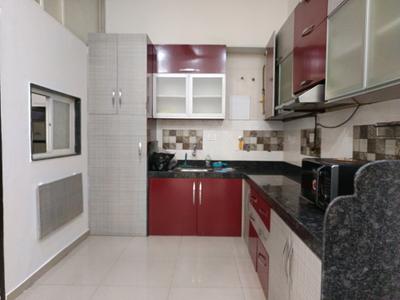 Kitchen Image of 1000 Sq.ft 2 BHK Apartment / Flat for rent in Amanora Future Towers, Hadapsar Pune for Rs. 36000