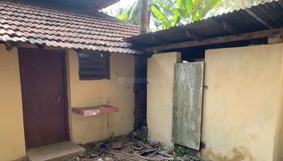 Balcony Image of 1100 Sq.ft 2.5 BHK Independent House for rent in Arayidathupalam Kozhikode for Rs. 16000