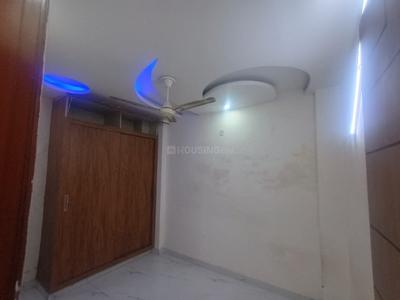 Bedroom Image of 650 Sq.ft 2 BHK Builder Floor for rent in Sector 105 Gurgaon for Rs. 10000