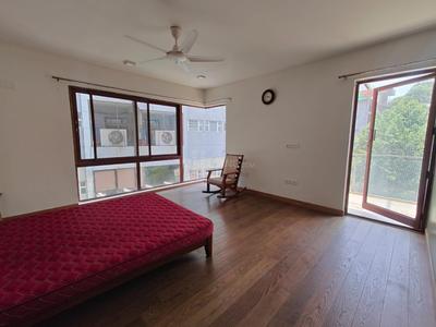 Bedroom Image of 4350 Sq.ft 4 BHK Apartment / Flat for rent in Mahogany Apartments, Vasanth Nagar Bengaluru for Rs. 300000