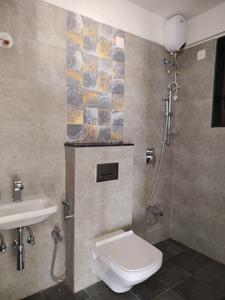 Common Bathroom Image of 848 Sq.ft 2 BHK Apartment / Flat for sale in Alpine Primo, Andheri West Mumbai for Rs. 20400000