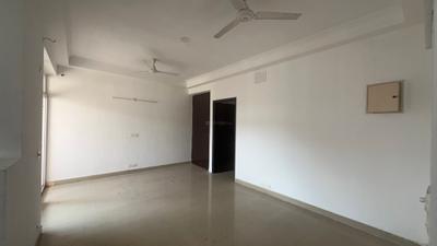 Living Room Image of 1180 Sq.ft 2.5 BHK Apartment / Flat for rent in Amrapali Silicon City, Sector 76 Noida for Rs. 27000