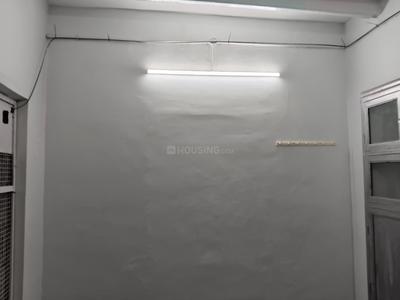 Bedroom Image of 600 Sq.ft 1.5 BHK Independent House for rent in T Nagar Chennai for Rs. 15000