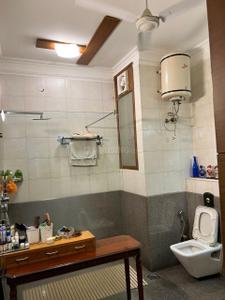 Image of 3000 Sq.ft 4 BHK Builder Floor for rent in Defence Colony, New Delhi for Rs. 350000