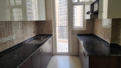 Kitchen Image of 1349 Sq.ft 3 BHK Apartment / Flat for sale in Amrapali Heartbeat City IV, Sector 107 Noida for Rs. 14950000
