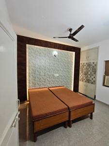 Bedroom Image of 2100 Sq.ft 9 BHK Independent House for sale in Sector 27 Noida for Rs. 65000000