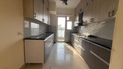 Kitchen Image of 2318 Sq.ft 3 BHK Apartment / Flat for rent in Assotech Celeste Towers, Sector 44 Noida for Rs. 55000
