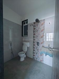 Bathroom Image of 1200 Sq.ft 3 BHK Apartment / Flat for sale in Atharva Pallavi Chhaya, Chembur Mumbai for Rs. 25500000