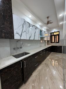 Kitchen Image of 800 Sq.ft 2 BHK Independent House for rent in Shalimar Bagh New Delhi for Rs. 31800