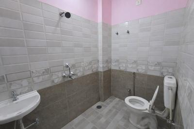 Image of 1455 Sq.ft 3 BHK Apartment / Flat for rent in Sunderpur, Varanasi for Rs. 19000
