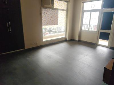 Bedroom Image of 1600 Sq.ft 3 BHK Apartment / Flat for rent in Panchsheel Wellington, Crossings Republik Ghaziabad for Rs. 25000
