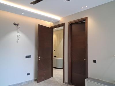 Bedroom Image of 1800 Sq.ft 3 BHK Builder Floor for sale in Paschim Vihar New Delhi for Rs. 40000000