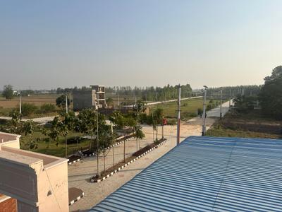 M M ESTATE Plot View 3