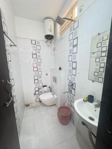 Bathroom Image of 1200 Sq.ft 2 BHK Apartment / Flat for rent in Sukhliya Indore for Rs. 18000